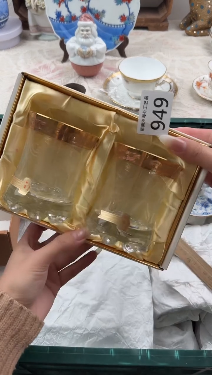 呜*啦A          949