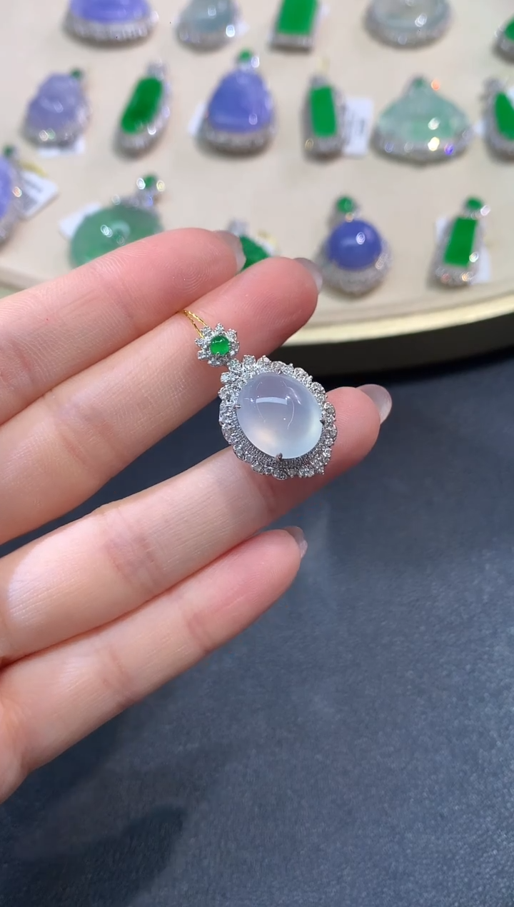 吊坠(不含链)18K金镶嵌翡翠吊坠A7980