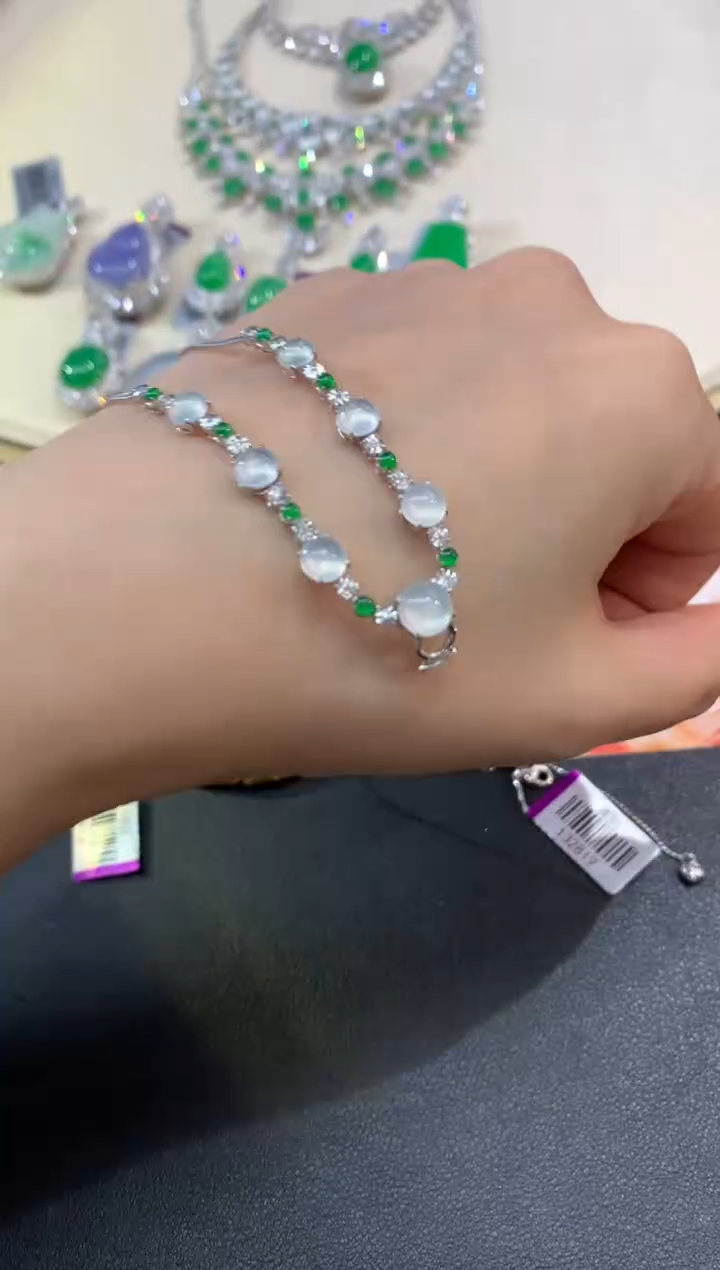 套链18K金镶嵌翡翠A117|7980