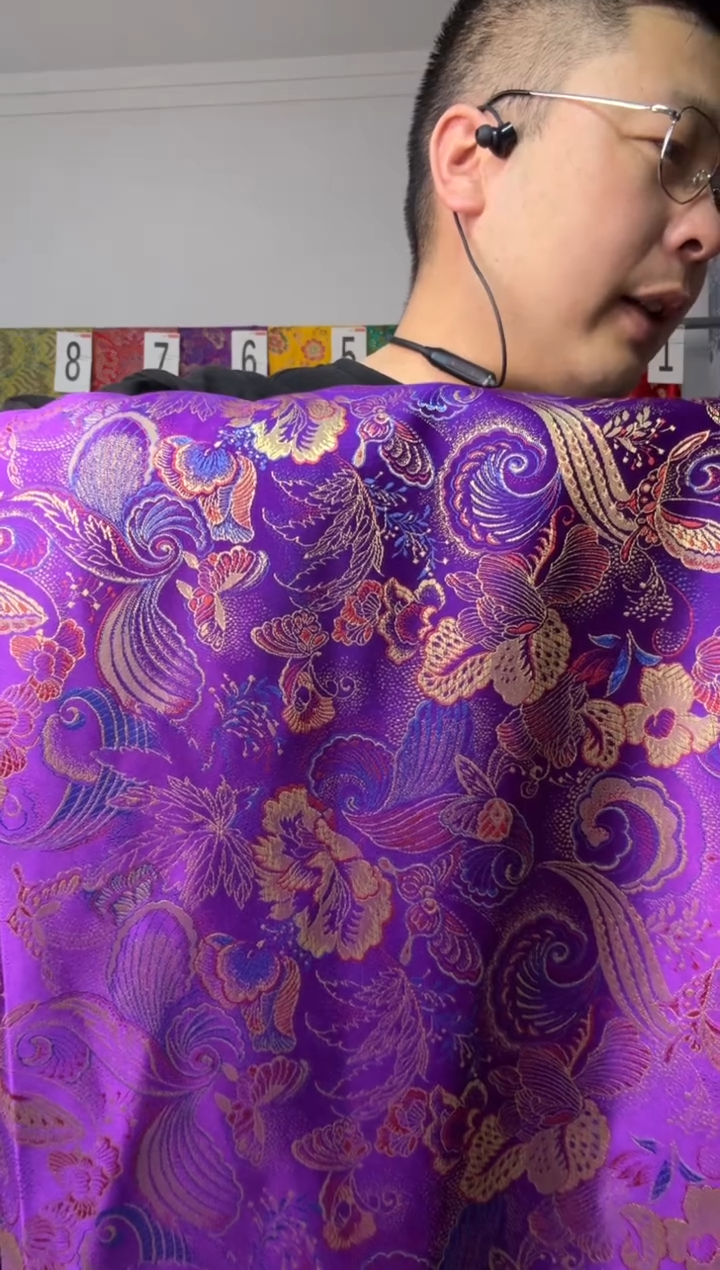 混纺织锦缎长60公分 宽90