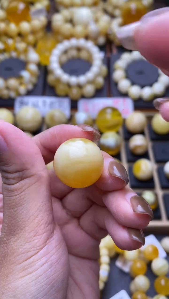 【闪购商品】琥珀裸石未镶嵌 大小姐珠宝严选75