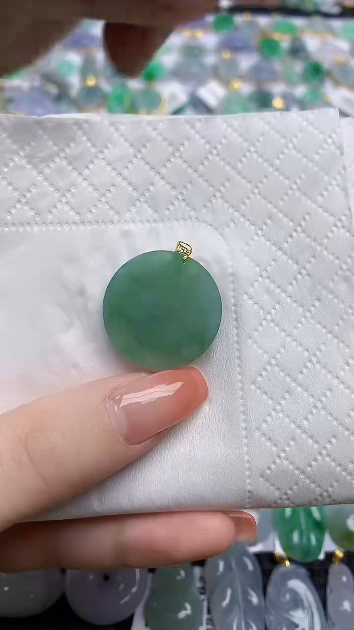 【闪购商品】翡翠颈饰18K金镶嵌天然翡翠A货