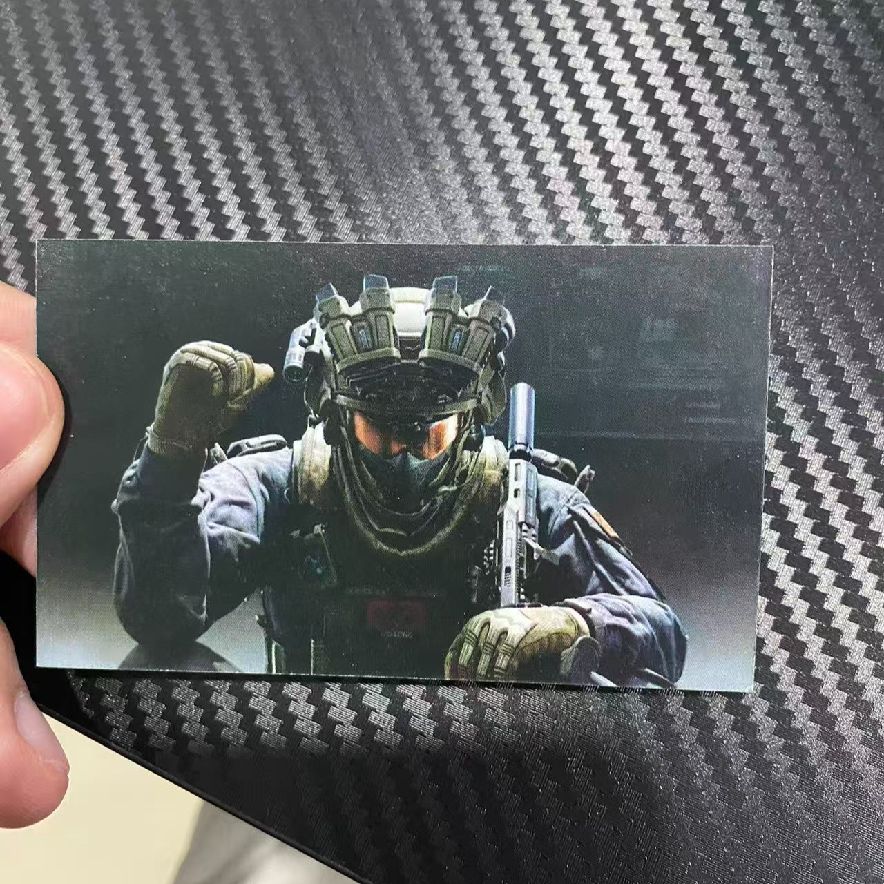 三角洲卡片周边威龙女医红狼人物卡