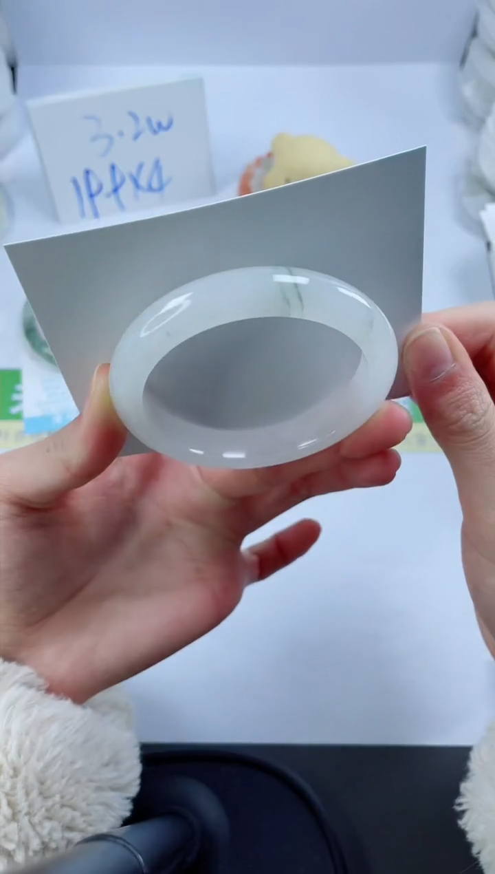 【闪购商品】石英质玉手镯未镶嵌757-54