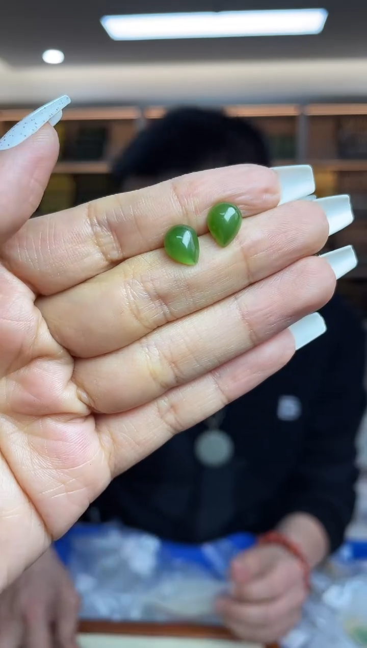 【闪购商品】和田玉·18K金镶嵌多样性发一件