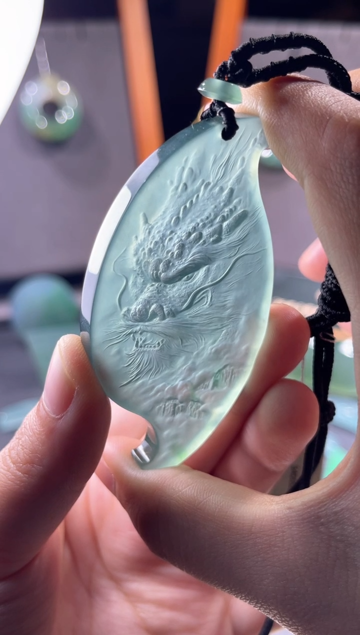 颈饰未镶嵌翡翠佳佳翡翠龙牌23.8w