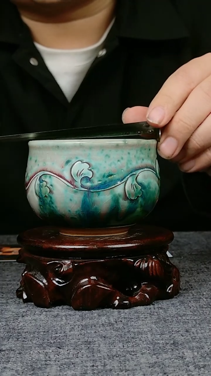 【闪购商品】王晓峰老师手刻杯一只