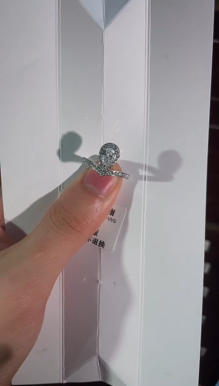 【闪购商品】实验室培育钻石18K金镶嵌新白鹭50分