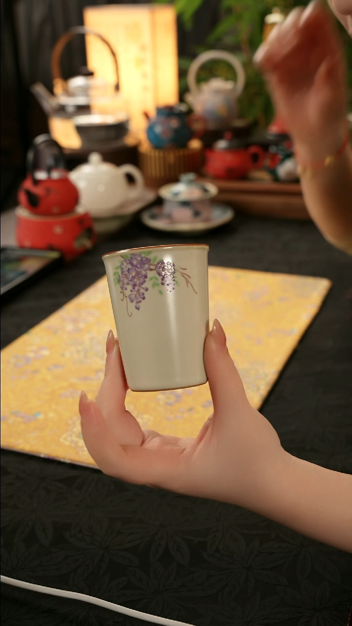 青云茶斋陶瓷茶具紫藤花杯