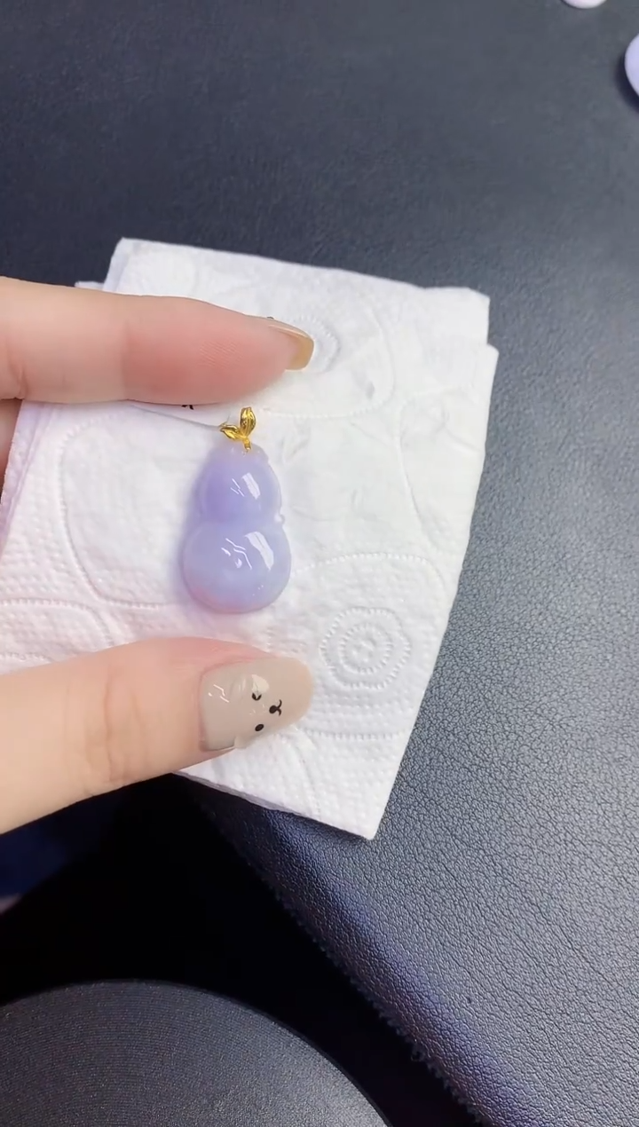 颈饰18K金镶嵌翡翠缅甸天然翡翠A货