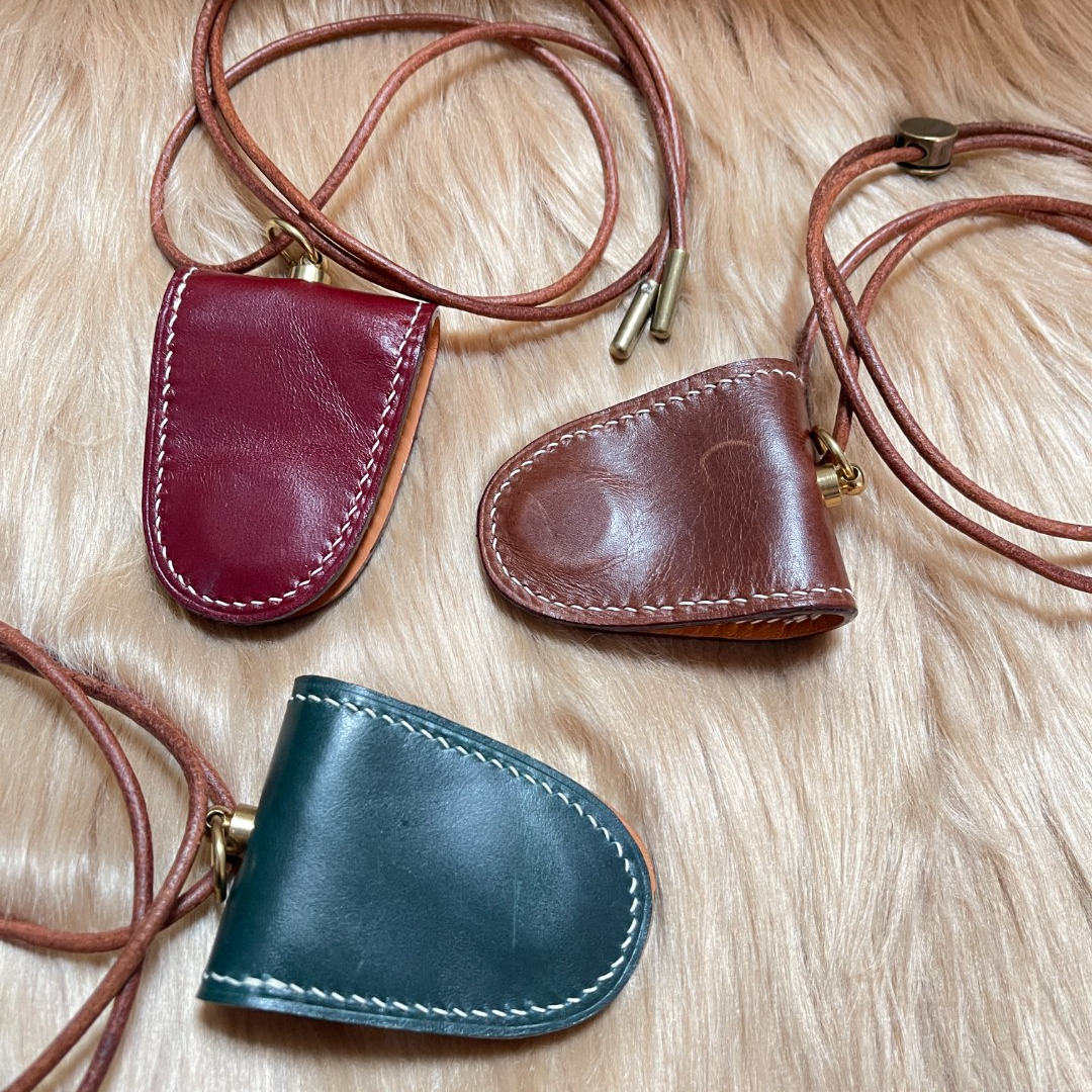 头层油蜡牛皮眼镜夹可调节伸缩纯手工便捷收纳多功能时尚眼镜挂链