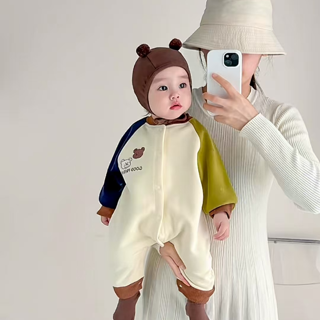 春秋季新款熊宝彩语联盟哈衣双层拼色插肩运动风婴儿幼儿连体哈服