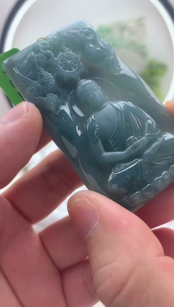 颈饰未镶嵌翡翠大日