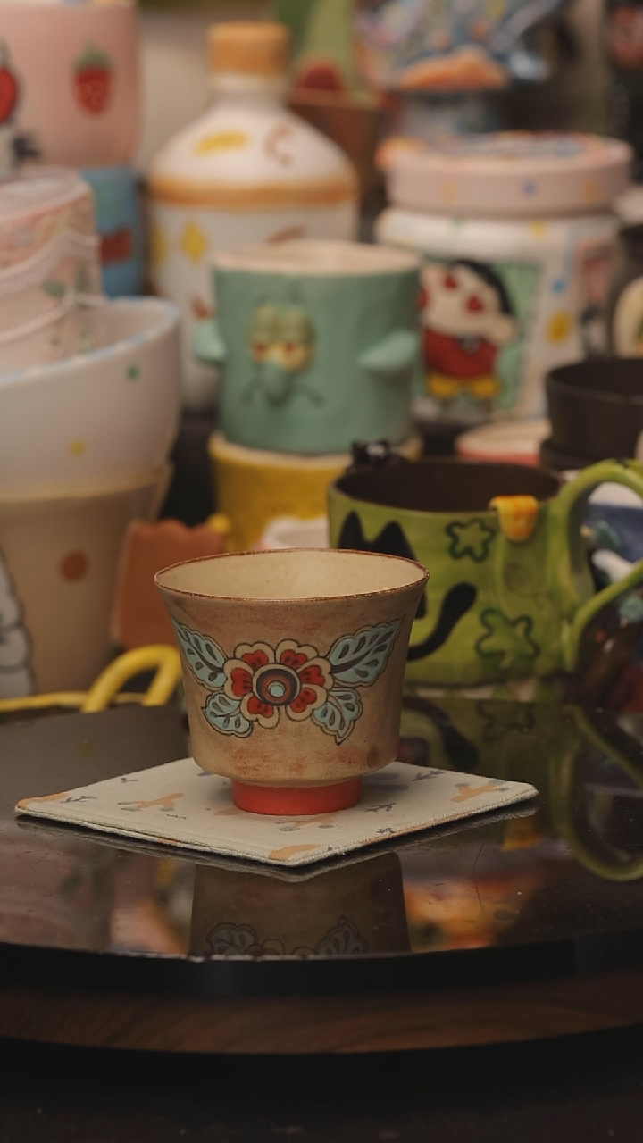 景德镇釉下彩绘设计师款式陶瓷