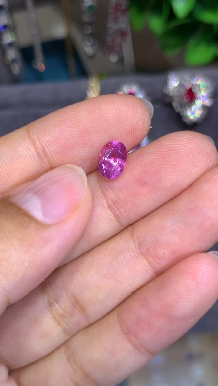 裸石彩色蓝宝石1.25CT