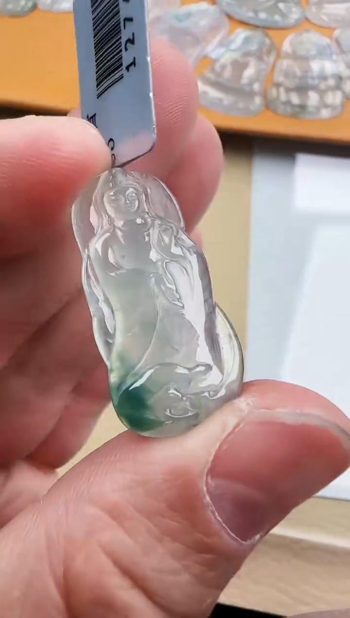 【闪购商品】翡翠颈饰未镶嵌缅甸天然翡翠