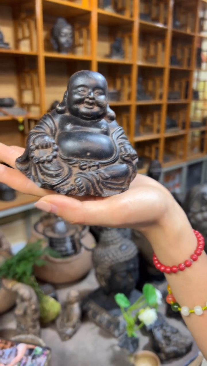 陶土【火山泥】未来佛