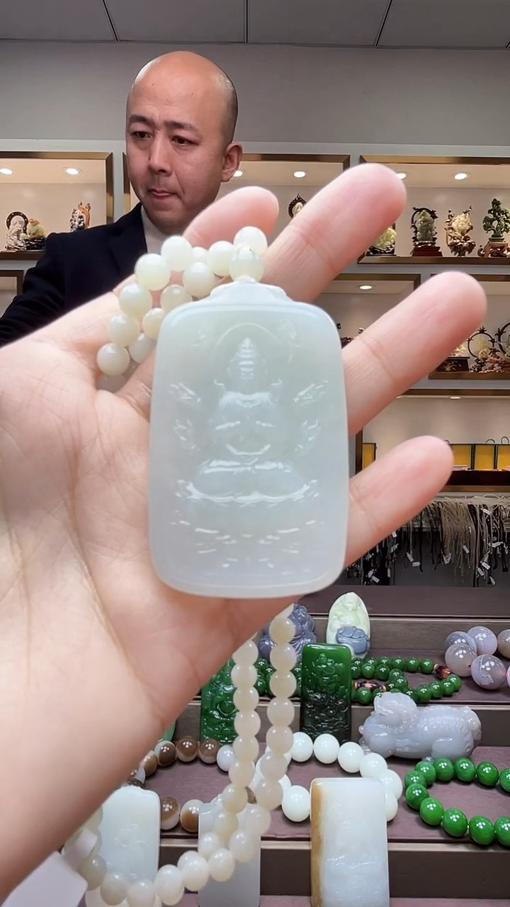 【闪购商品】和田玉颈饰未镶嵌苏