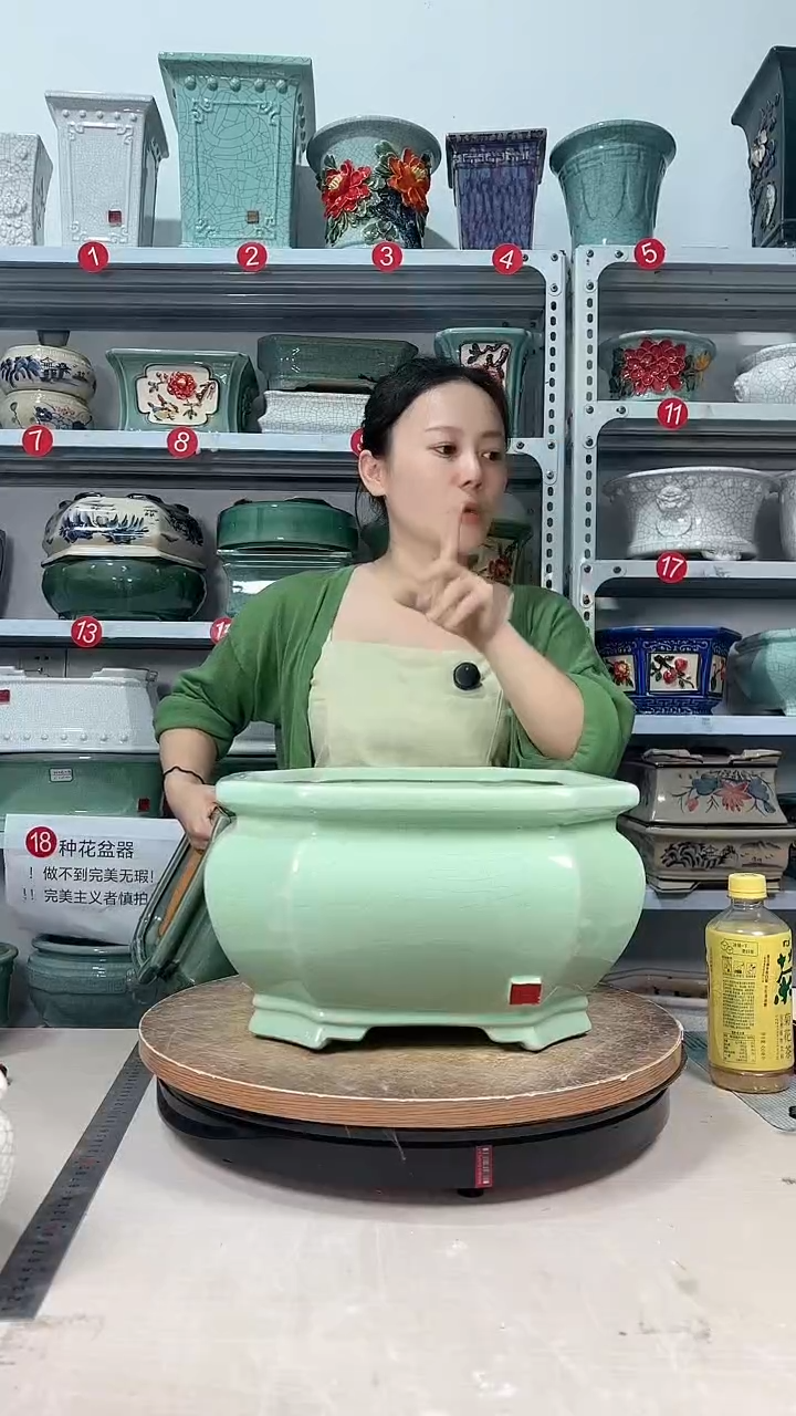 豆青冰裂四方切角精品盆
