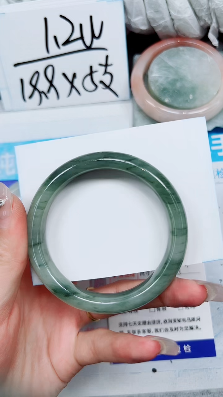 【闪购商品】石英质玉手镯未镶嵌A170-58`59