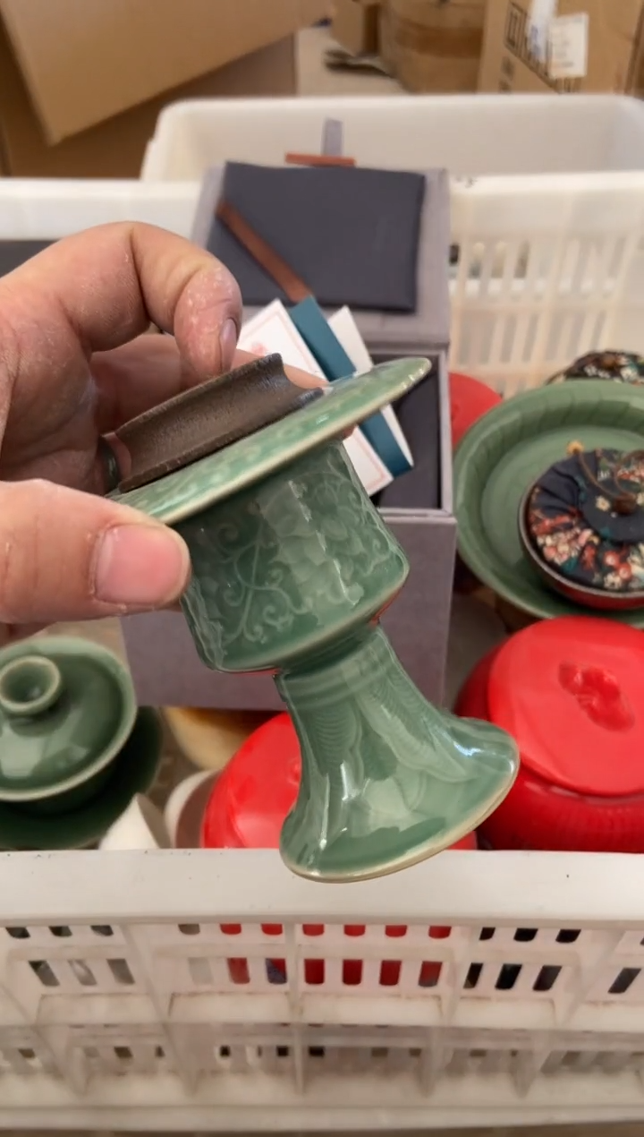 杯无运费险有瑕疵的摄影的产品有使用过的痕迹有点脏介意勿拍