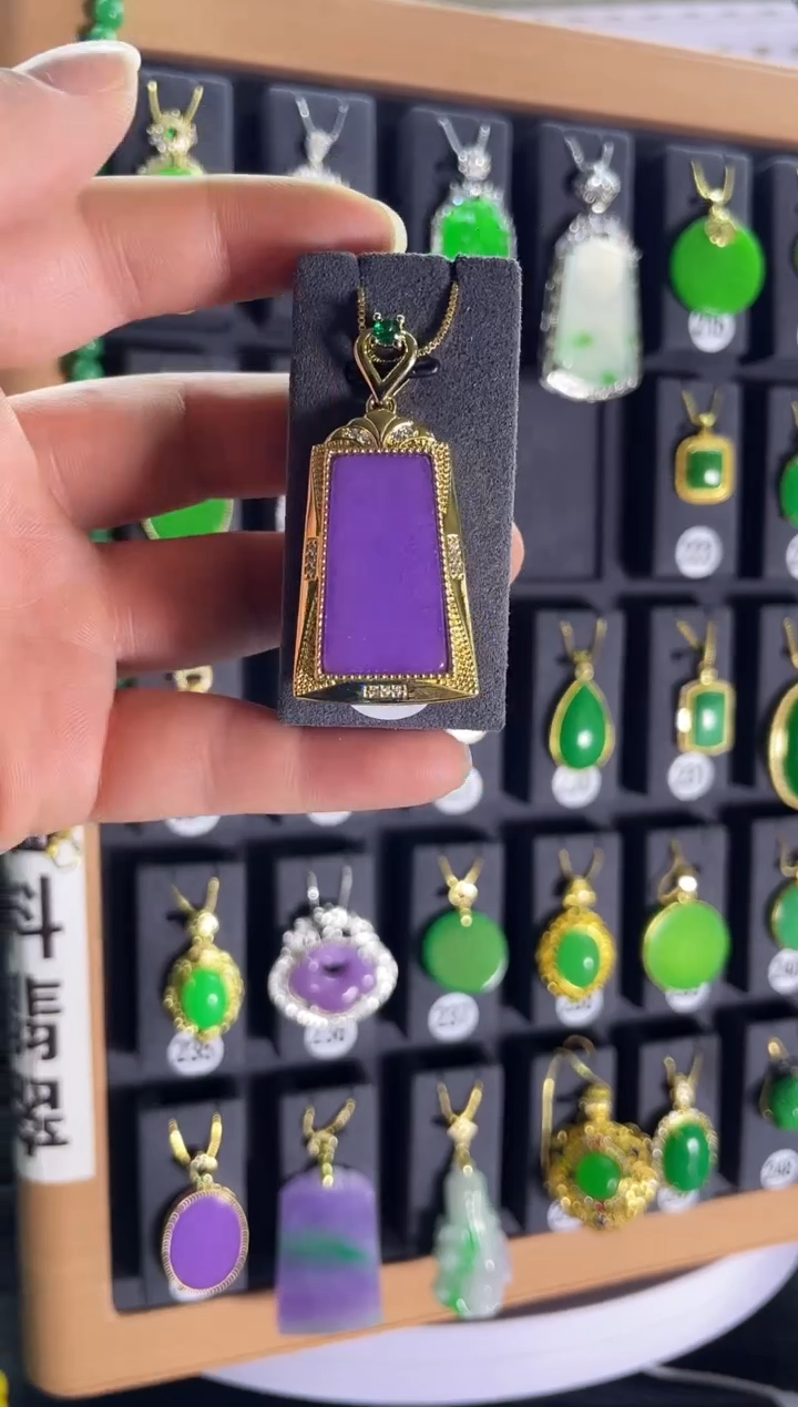 【闪购商品】翡翠耳饰银S925镶嵌222...