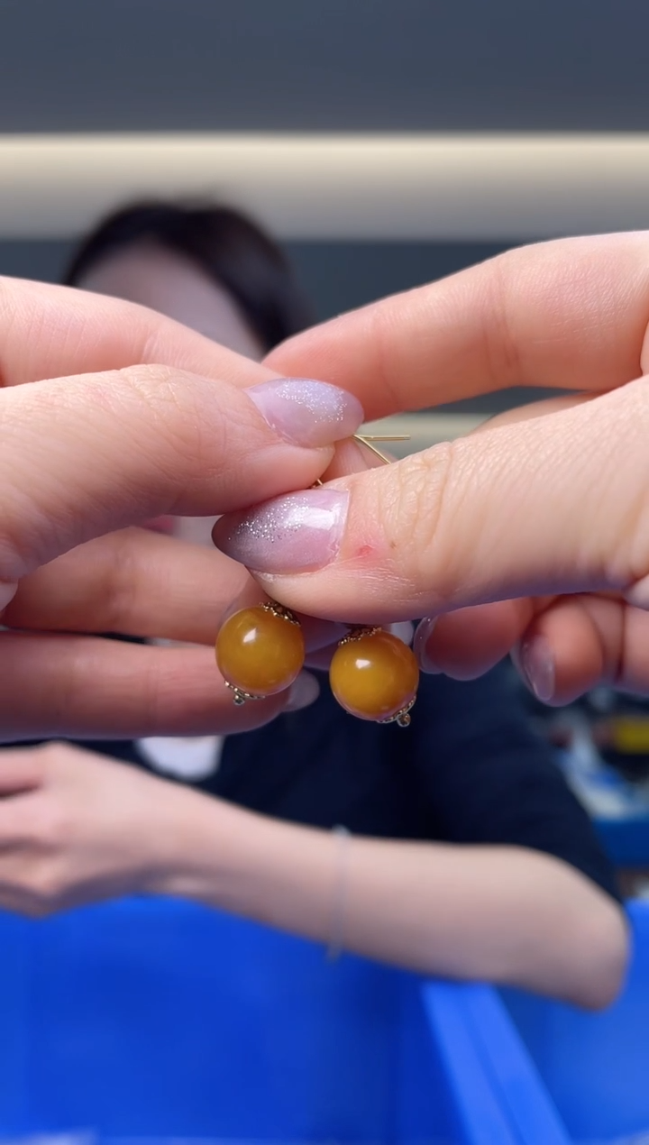 【闪购商品】蜜蜡裸石未镶嵌（多样性发一件）