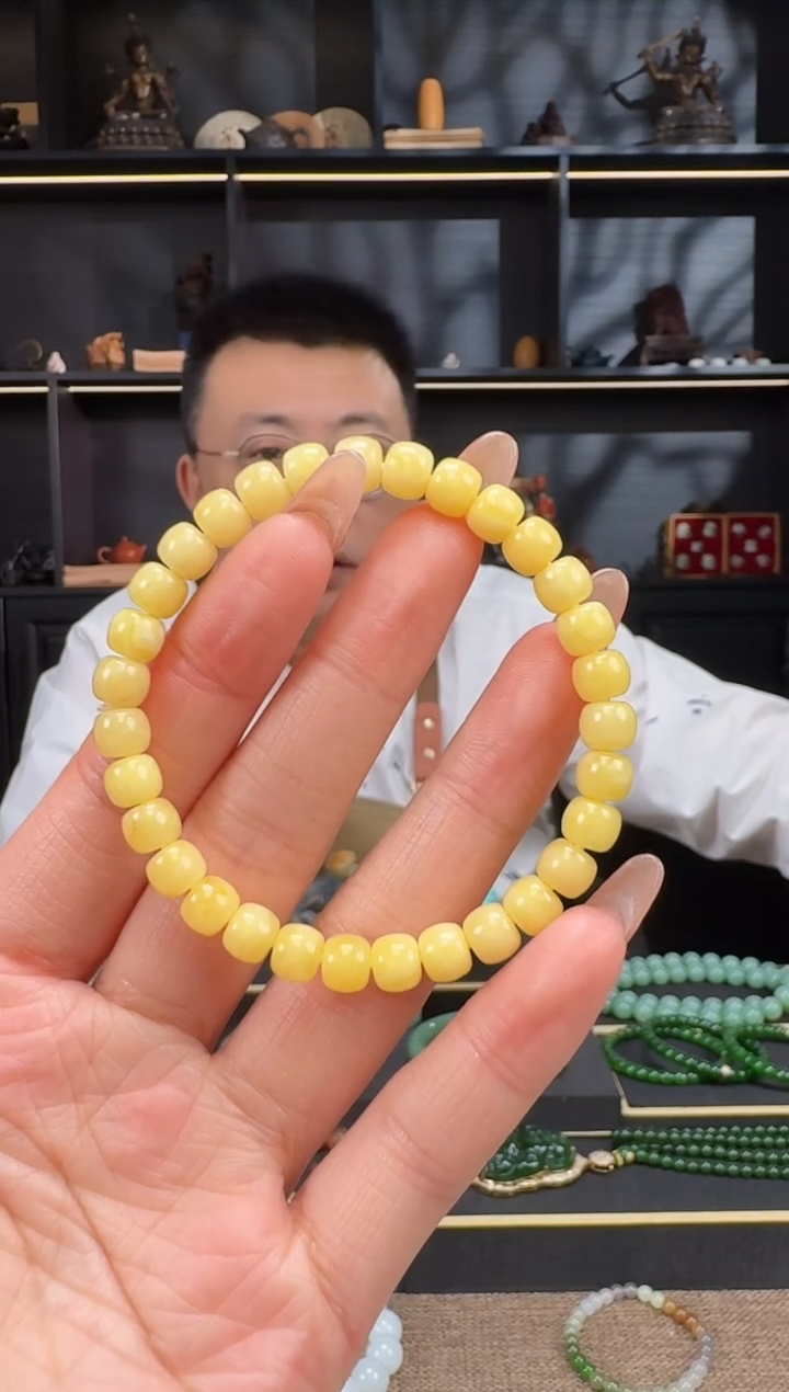 【闪购商品】蜜蜡裸石未镶嵌老型手串