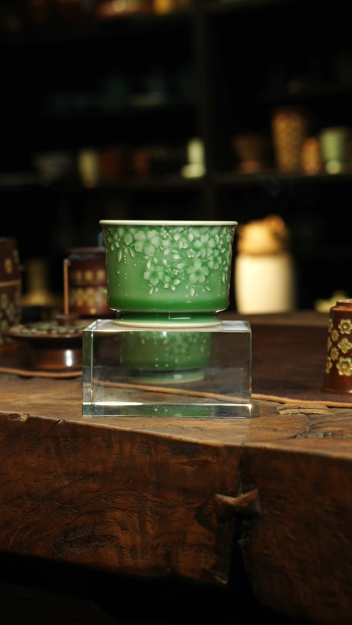 【闪购商品】瓷片李斌 梅子青 繁花容天杯