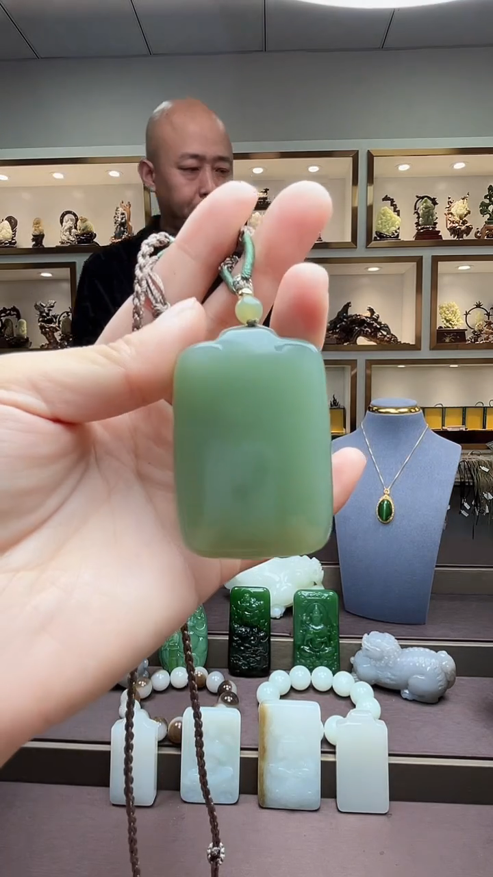 【闪购商品】和田玉挂件未镶嵌苏