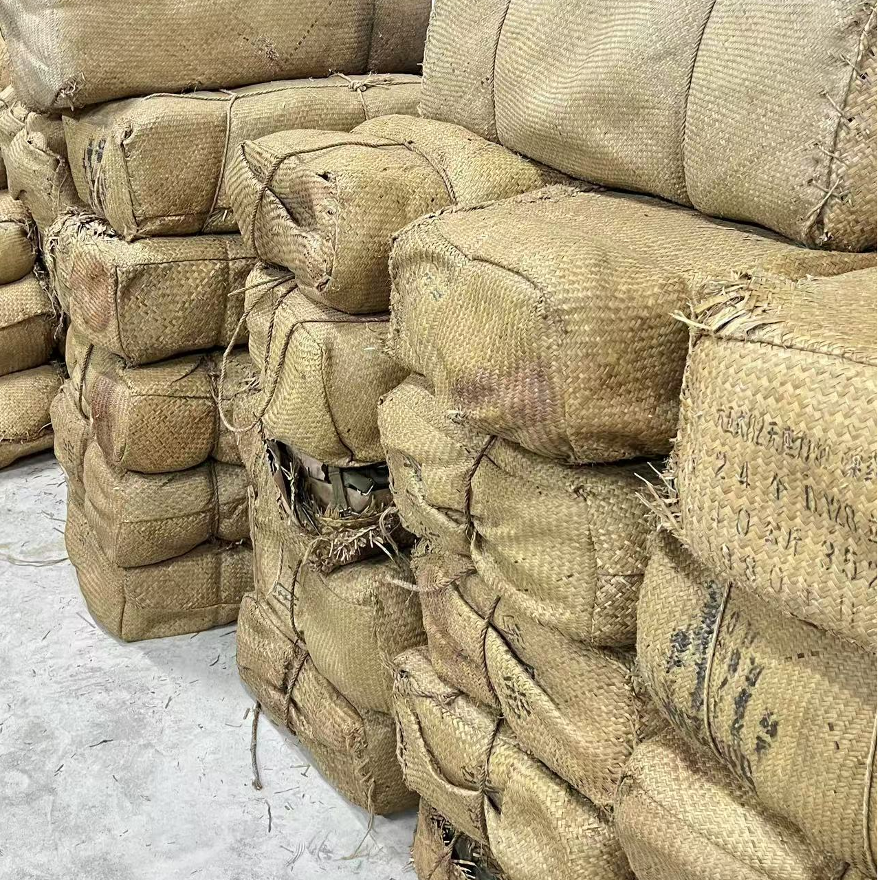 1980年双肩杯具整包20个左右