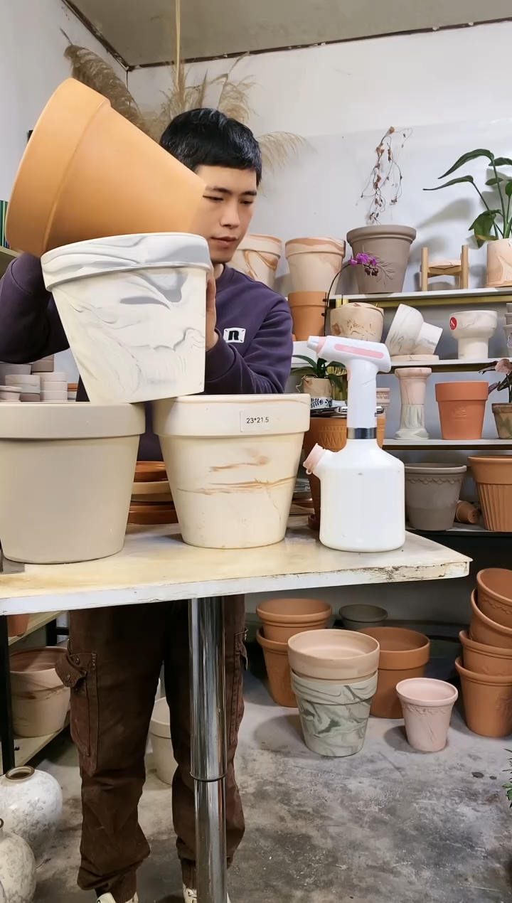 【闪购商品】红陶23*21陶盆4色组合 4盆无托