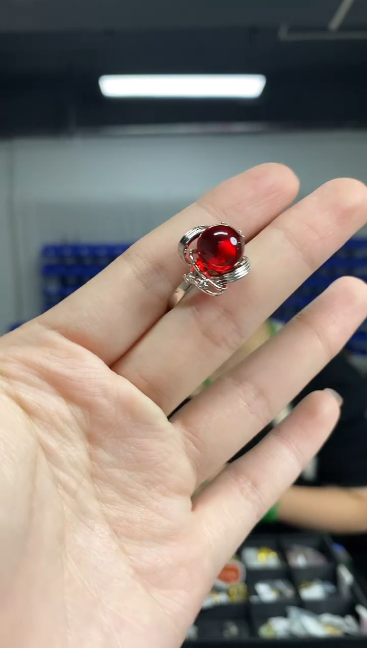 未镶嵌血珀戒指闪购链接   多样性发其一颜色微差