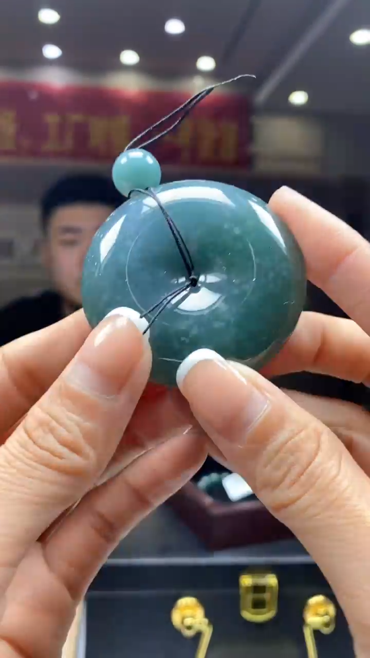 【闪购商品】翡翠颈饰未镶嵌********152