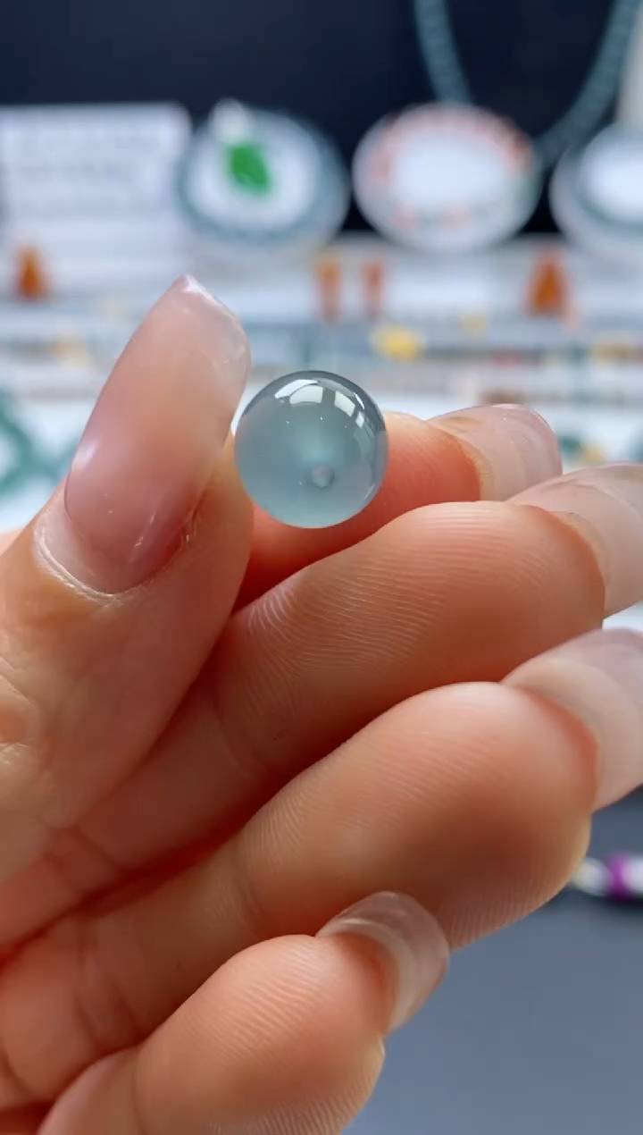 【闪购商品】翡翠颈饰未镶嵌0683246345