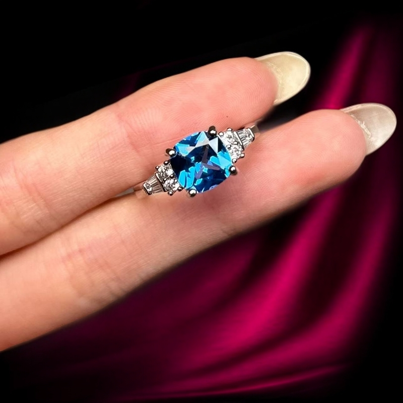 如懿高订161-轻奢培育尖晶石精切合金戒指