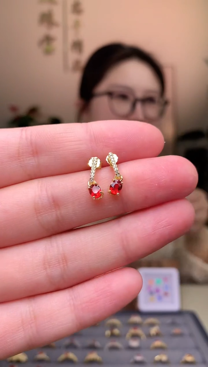 【闪购商品】蓝宝石耳饰银S925镶嵌耳饰