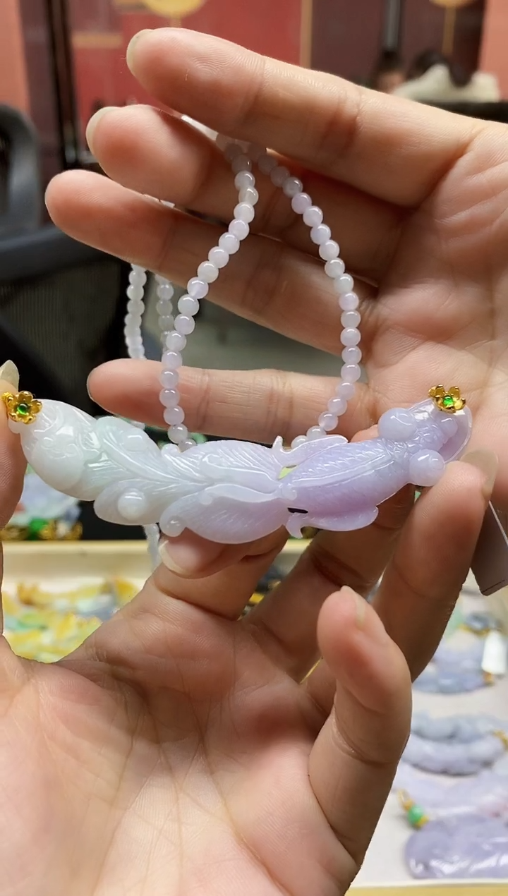 颈饰未镶嵌翡翠吊坠