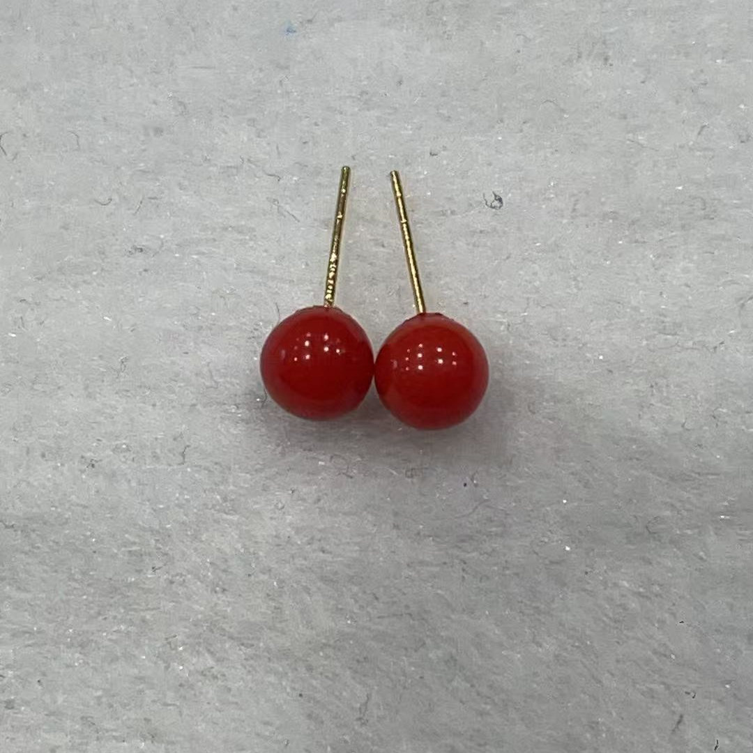 纯天然红珊瑚圆珠耳钉5mm左右18k