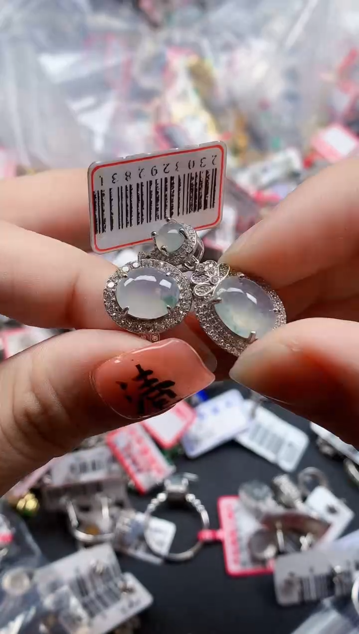 银S925镶嵌戒指翡翠天然A货缅甸翡翠