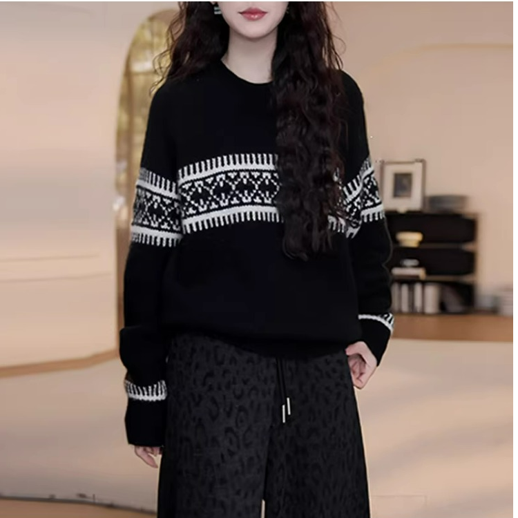 2025秋冬毛衣针织衫网红针织打底衫毛衣女黑白提花宽松慵懒风上衣