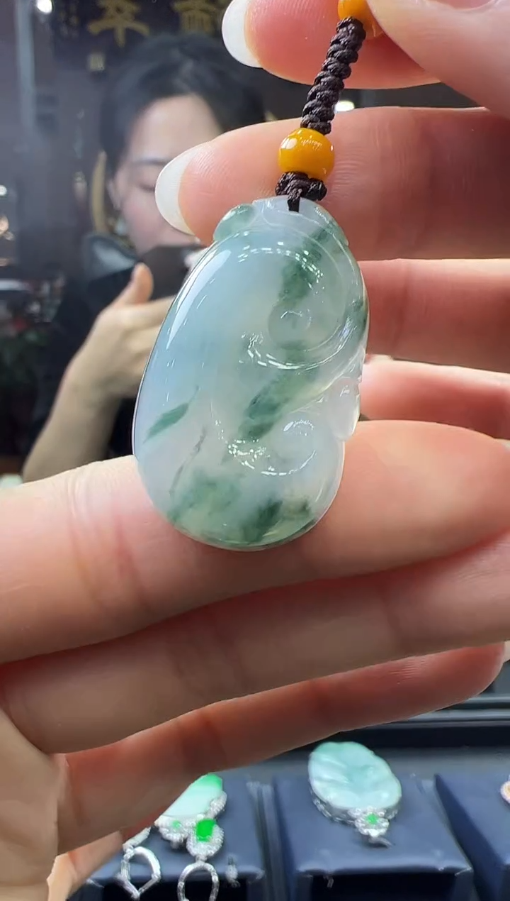 【闪购商品】翡翠挂件未镶嵌手机挂