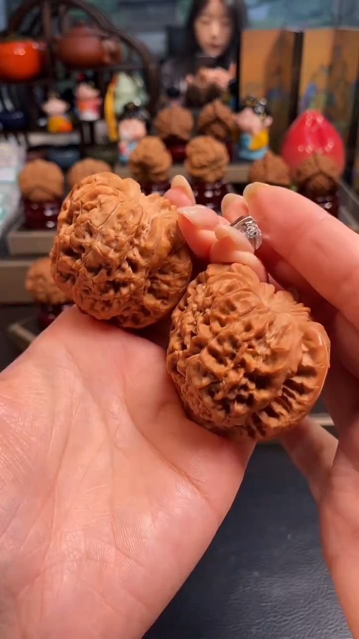 【闪购商品】文玩核桃把件H240官帽48