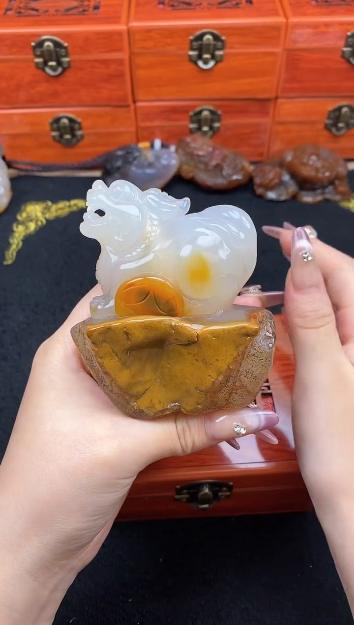 挂件玛瑙/玉髓未镶嵌君*0