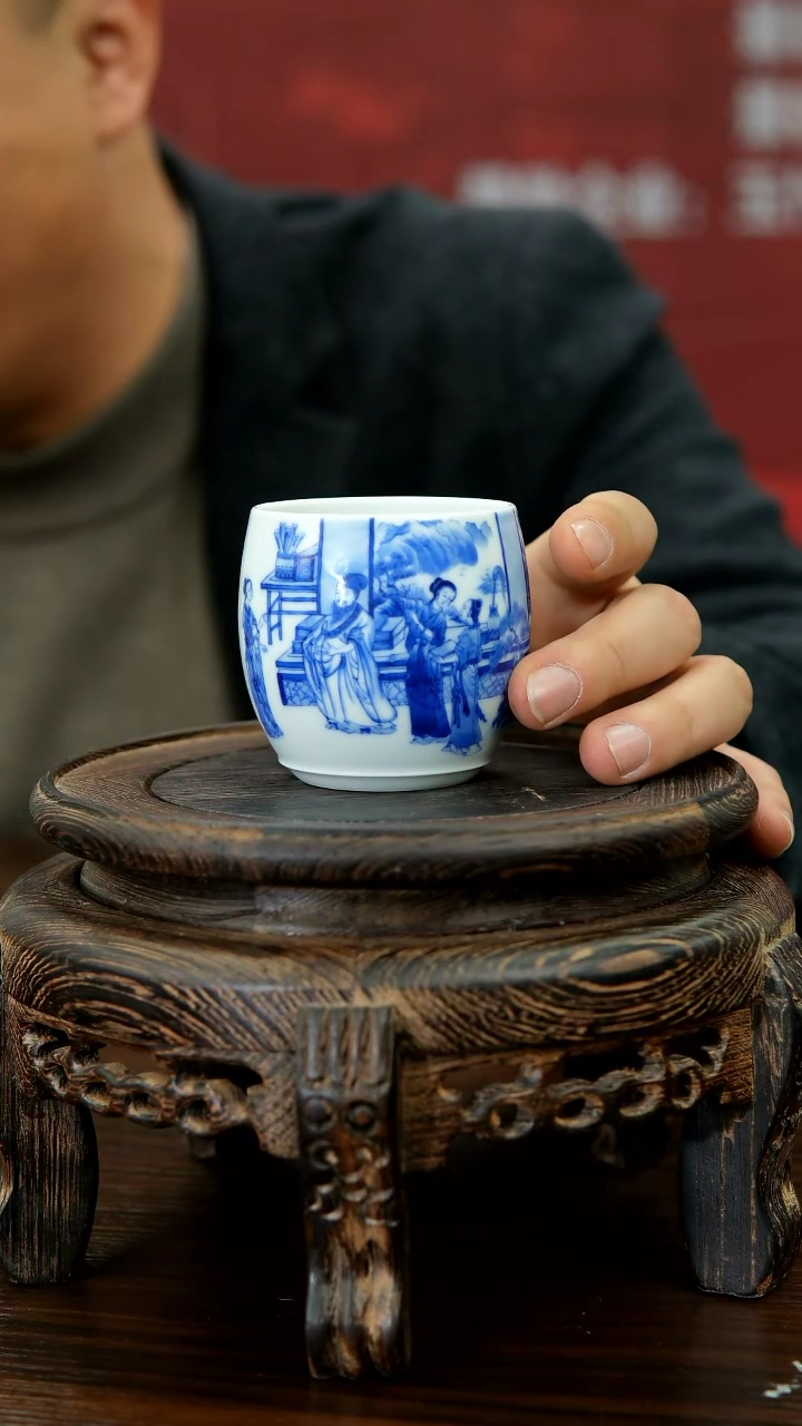 【闪购商品】026函夏非遗朱剑辉青花人物主人杯