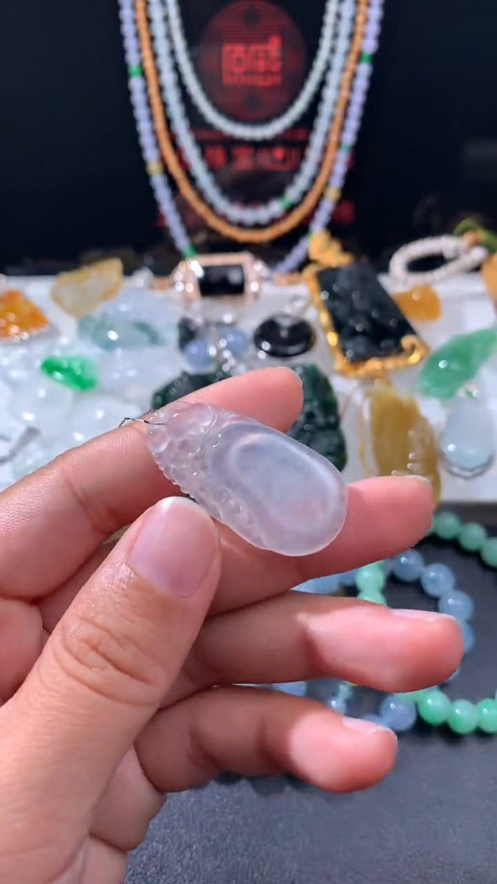 未镶嵌定制翡翠   