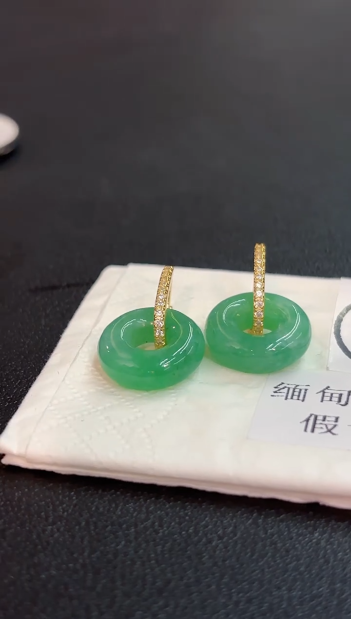 未镶嵌翡翠耳饰 含小耳包/多样性发货/一对