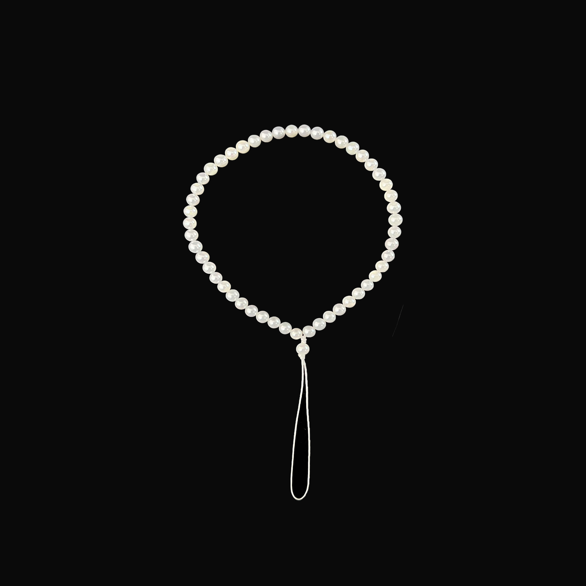 天然淡水珍珠手机链   珠径约 4-5mm   周长20cm