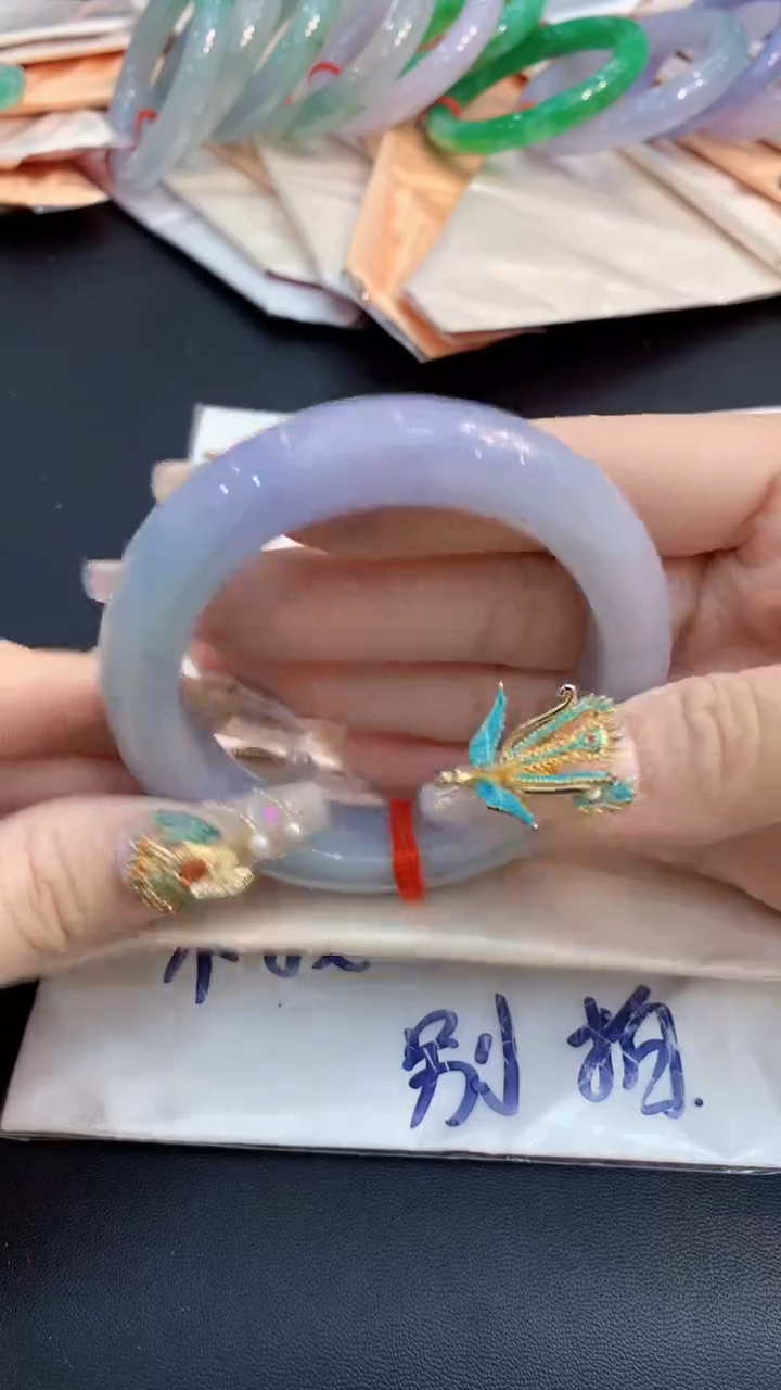 【闪购商品】翡翠手镯未镶嵌0313840059