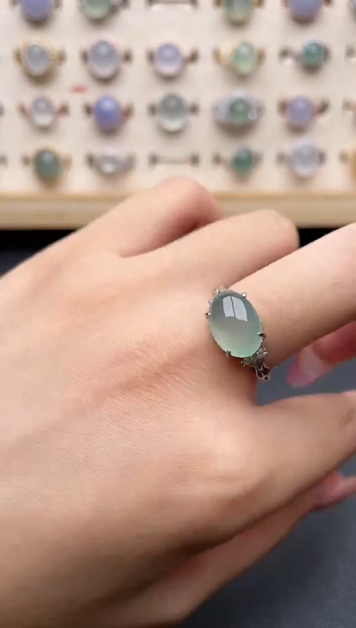 【闪购商品】翡翠戒指银S925镶嵌一物一证一礼盒